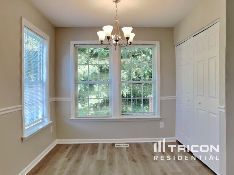Building Photo - 3704 Mechanicsville Run Ln