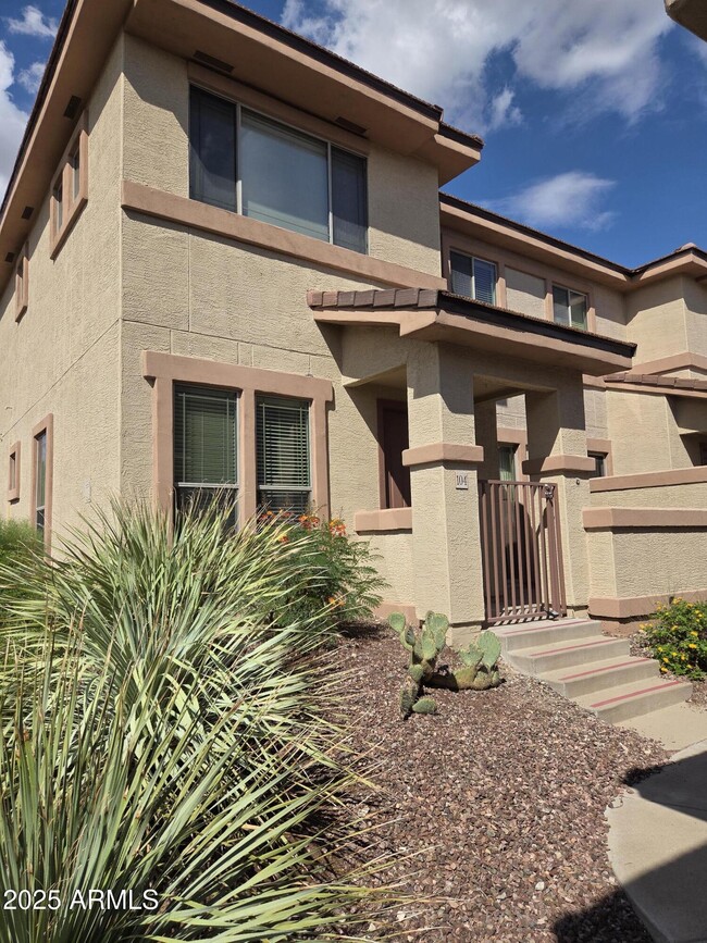 Building Photo - 42424 N Gavilan Peak Pkwy