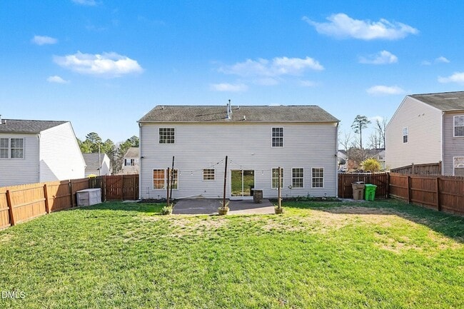 Building Photo - 5005 Marathon Ln