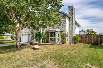 Building Photo - 2204 Winslow Ct