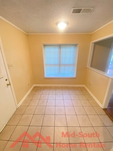 Building Photo - 4457 Walden Glen Cv