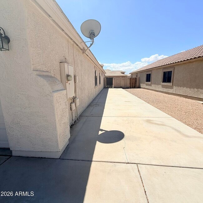Building Photo - 43845 W Arizona Ave