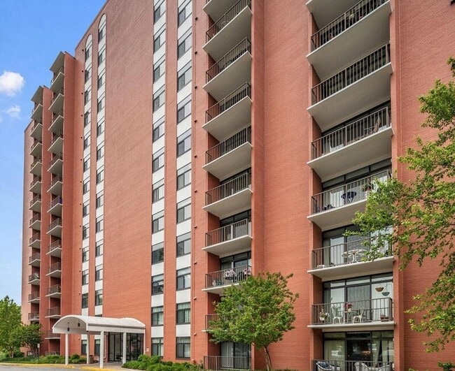 Primary Photo - 1 Smeton Pl