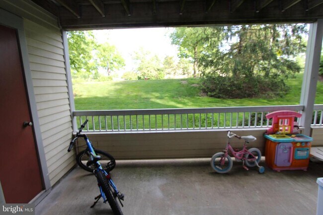 Building Photo - 119 Acadia Ct