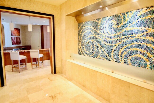 Building Photo - 1945 S Ocean Dr