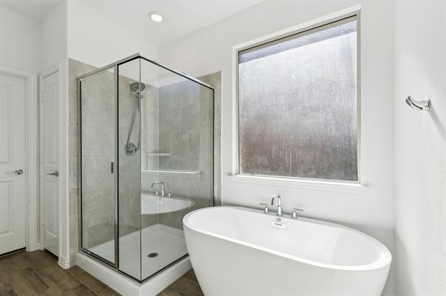 Building Photo - 7933 Lindheimer Ln