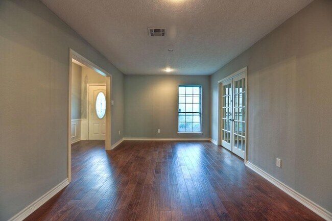 Building Photo - 1138 Cottage Oak Ln