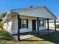 Building Photo - 158 S Forest St