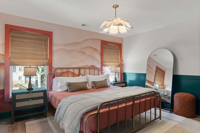 Building Photo - 1315 16th Ave S