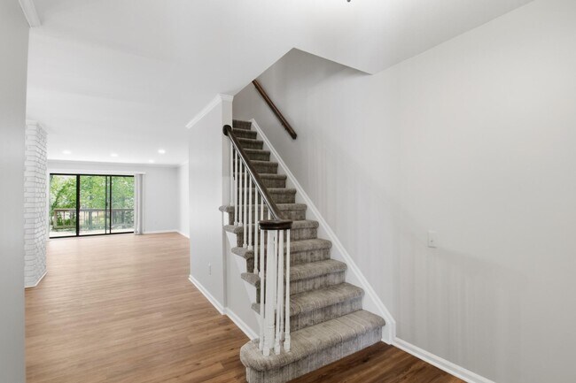 Building Photo - 1234 S Timberview Trail
