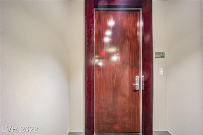 Building Photo - AMAZING - VIEWS, 2 TERRACES, FULLY FURNISH...