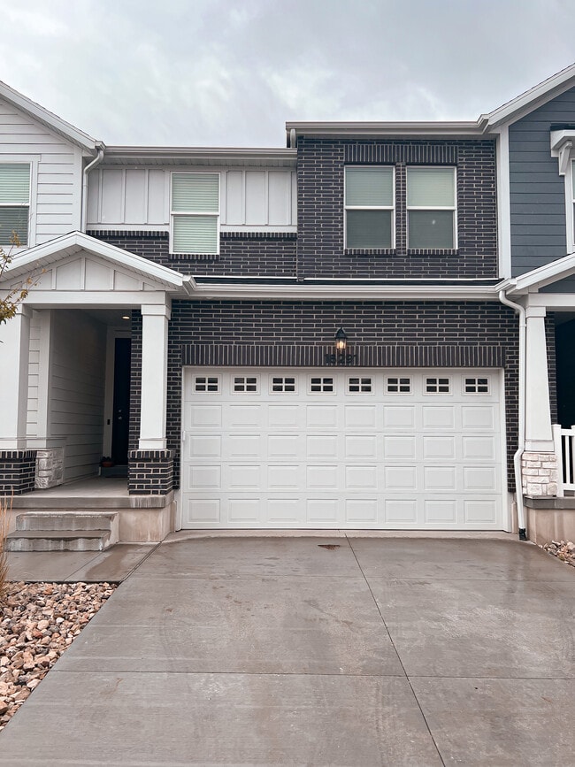 Primary Photo - 16291 S Truss Dr