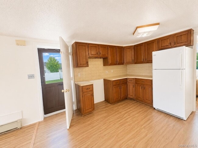 Building Photo - 36 Forest Dr
