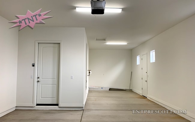 Building Photo - Home in Granville HOA