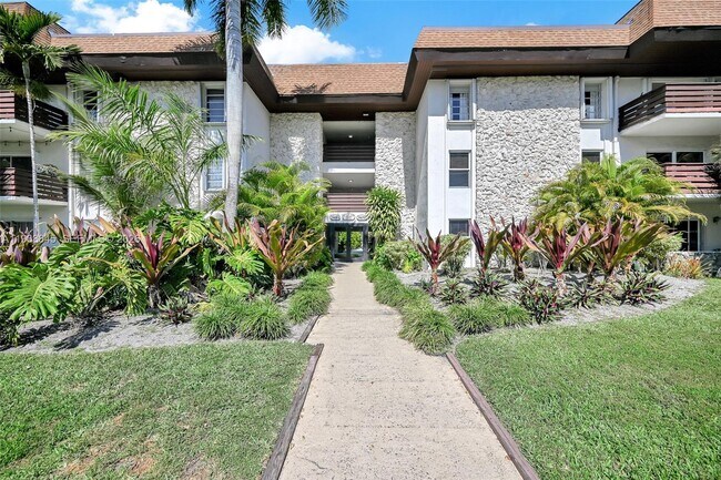 Building Photo - 7483 SW 82nd St