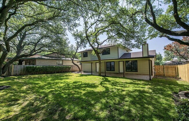 Building Photo - 9223 Ridgeland St