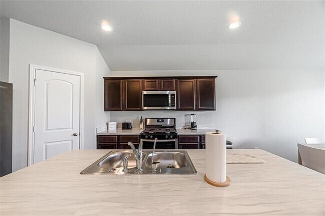 Building Photo - 5126 Morava Ln