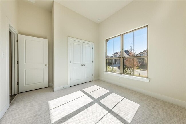 Building Photo - 844 Paseo de Castana Wy