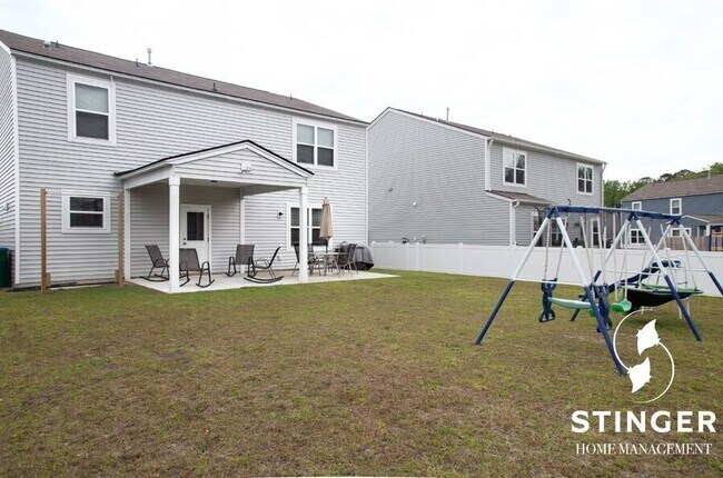 Building Photo - 24 Chauga St