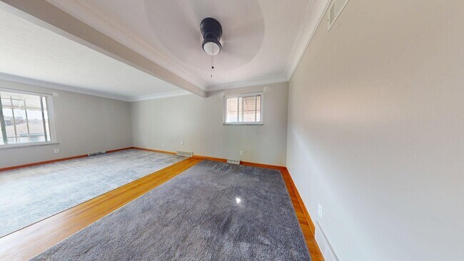 Building Photo - 7414 Dorothy Ave
