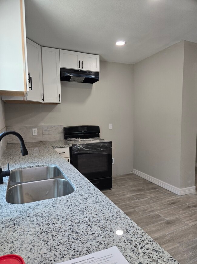 Building Photo - 4520 Normandy Way