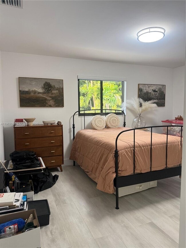 Building Photo - 470 Petersburg Tr