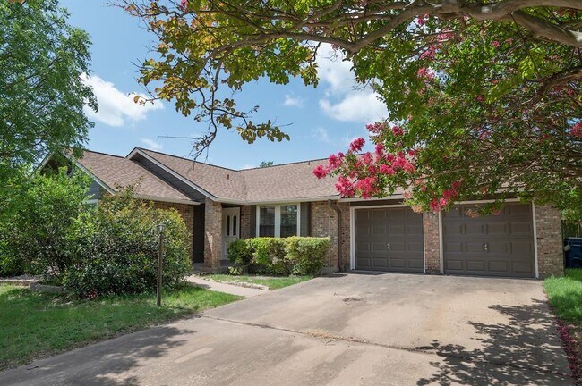 Primary Photo - 1013 Ramble Creek Dr