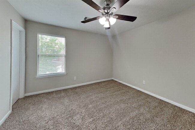 Building Photo - 16218 Range Valley Ln