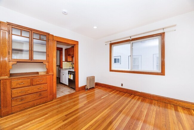 Building Photo - 17 Puritan Rd