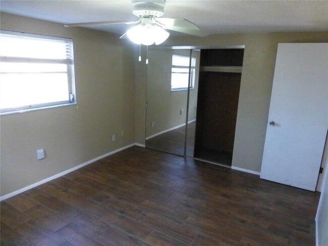 Building Photo - 6815 Alta Vista St