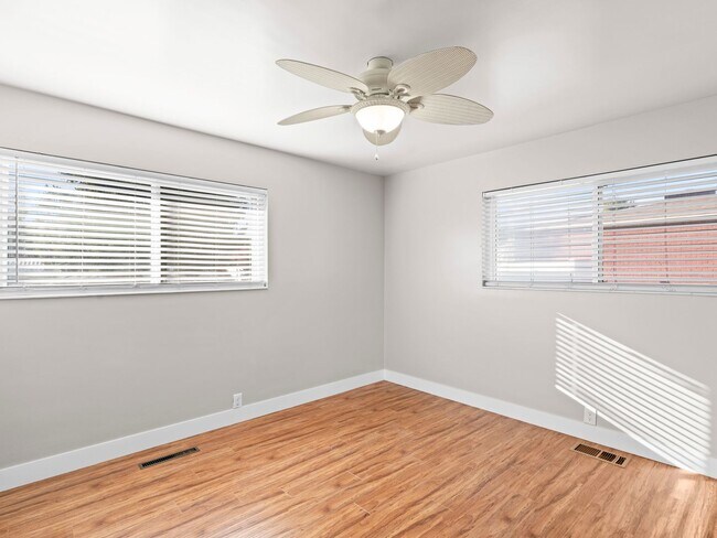 Building Photo - Beautiful home for rent!