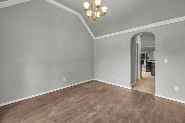 Building Photo - Welcome to this gorgeous home in the highly desirable Eddington Place neighborhood!