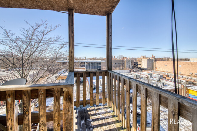 Building Photo - 5414 N Campbell-2