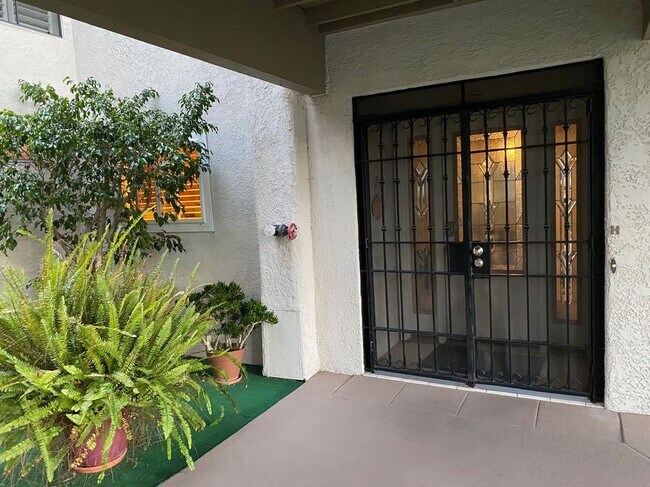 Building Photo - 3243 San Amadeo