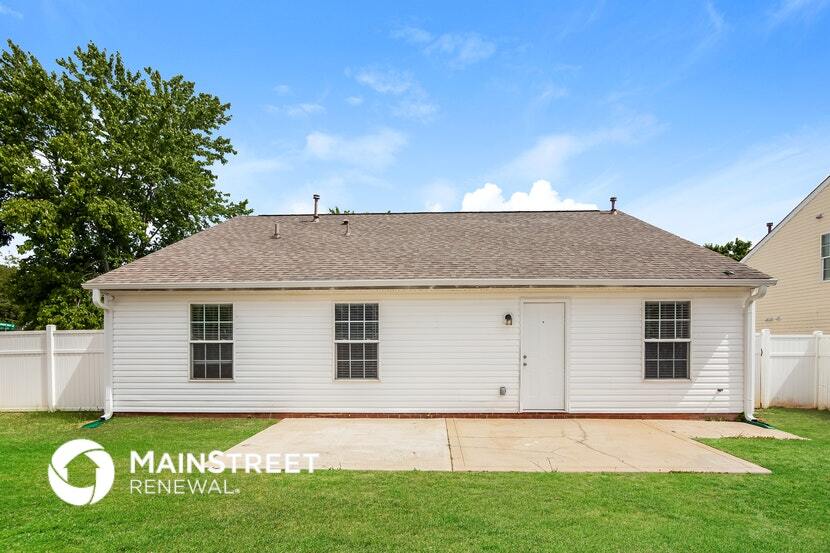 Building Photo - 10447 Wilson Glen Dr