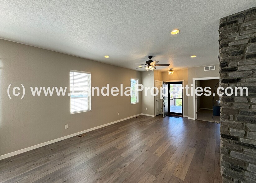 Building Photo - 7618 Red River Way