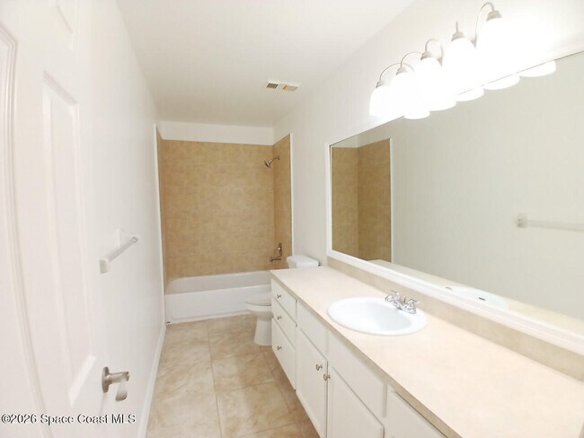 Building Photo - 4125 Ocean Beach Blvd