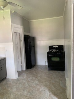 Building Photo - 309 Whittier Ave