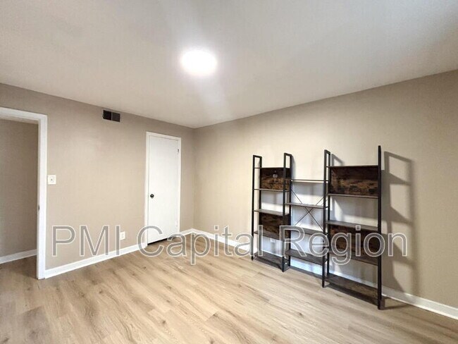 Building Photo - 2200 Washington Ave