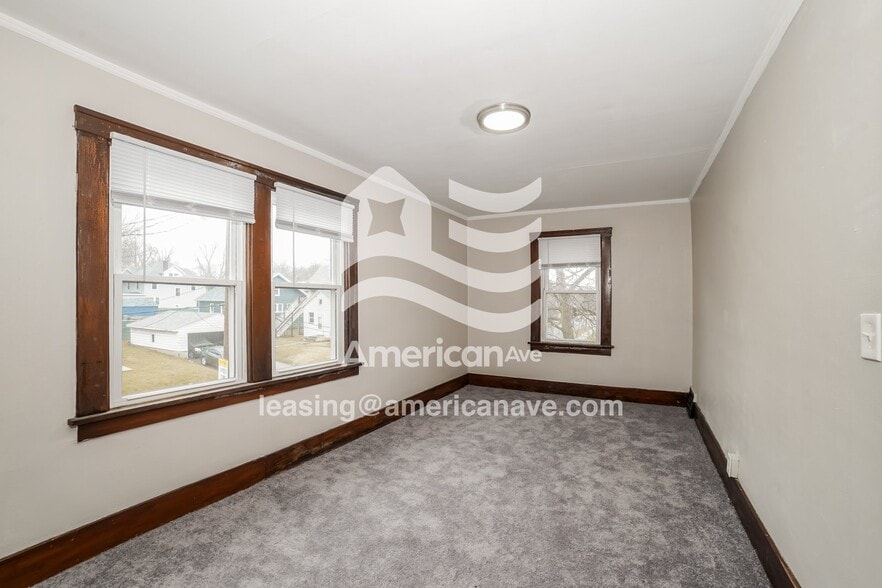 Building Photo - 211 W Richmond Ave