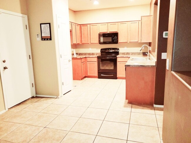 Building Photo - Power Ranch 3 Bedroom for Rent.