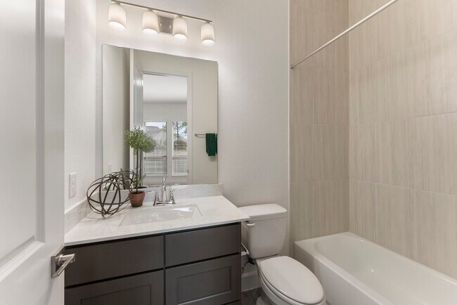 Building Photo - 26545 Pioneer Pointe Ct