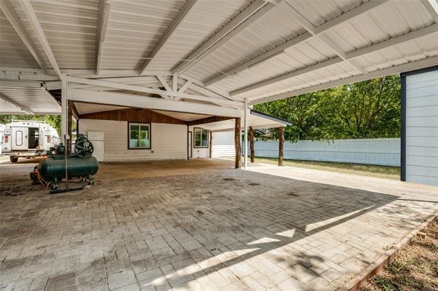 Building Photo - 568 W Hammond St