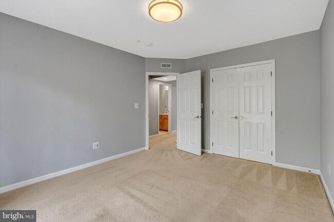 Building Photo - 4569 Whittemore Pl