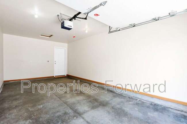 Building Photo - 4303 Dudley Ave