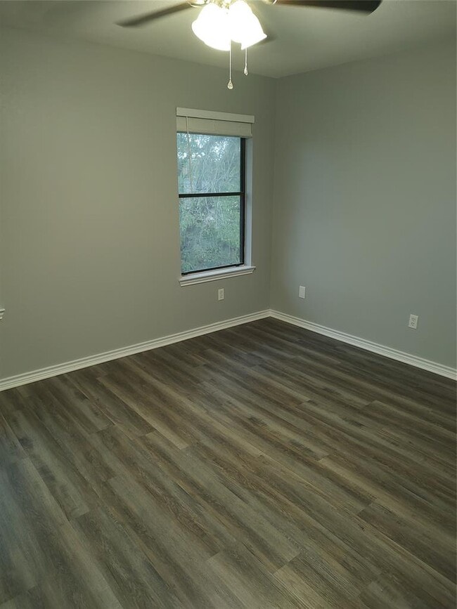 Building Photo - 1208 Gingerlily Cove