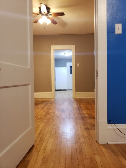 Building Photo - 1751 S 60th St