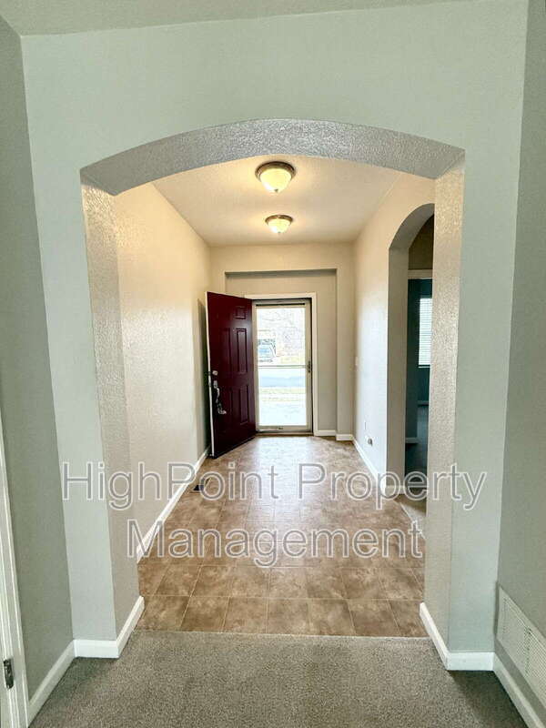 Building Photo - 12113 Hannibal St