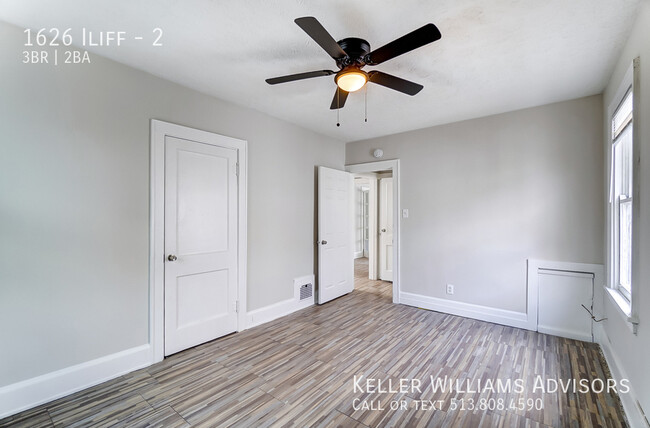 Building Photo - New 3BD avail now - 2 full baths and priva...