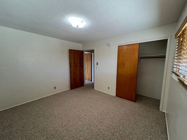 Building Photo - 2280 Del Norte St